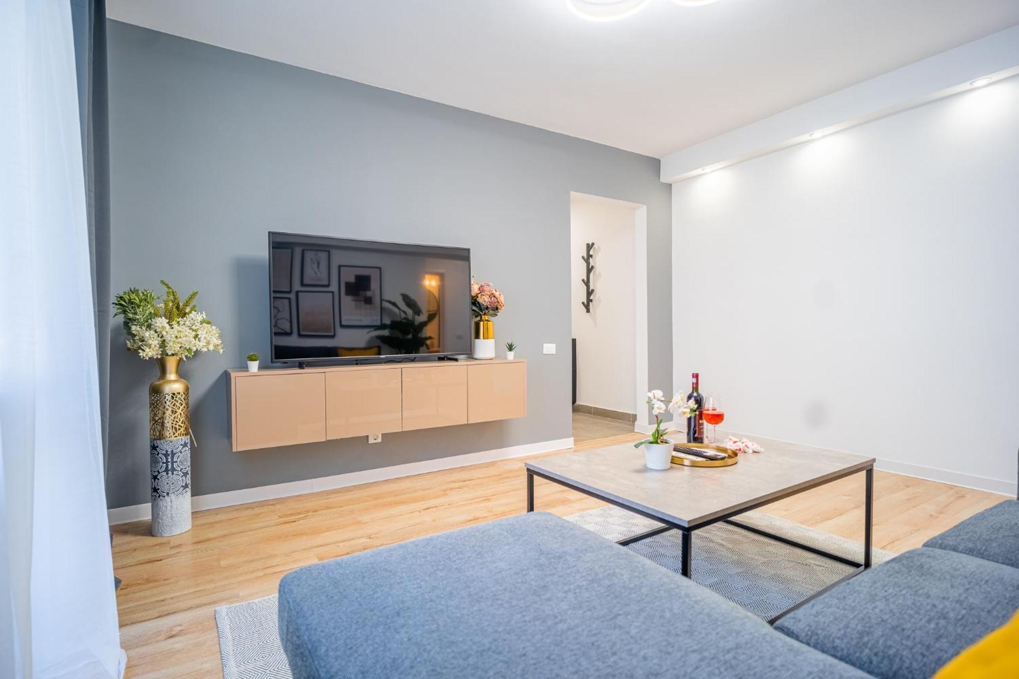 Spacious Newly Renovated 2Br Apartments With Balcony Bukareszt Zewnętrze zdjęcie