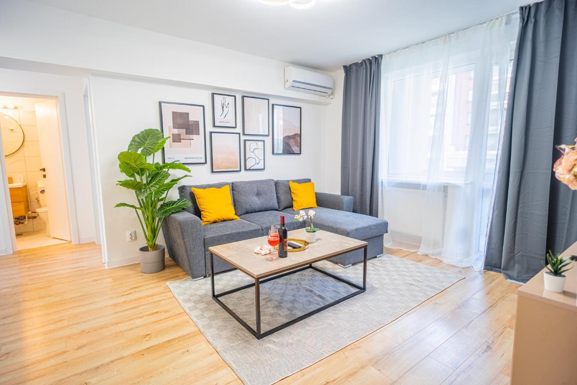 Spacious Newly Renovated 2Br Apartments With Balcony Bukareszt Zewnętrze zdjęcie