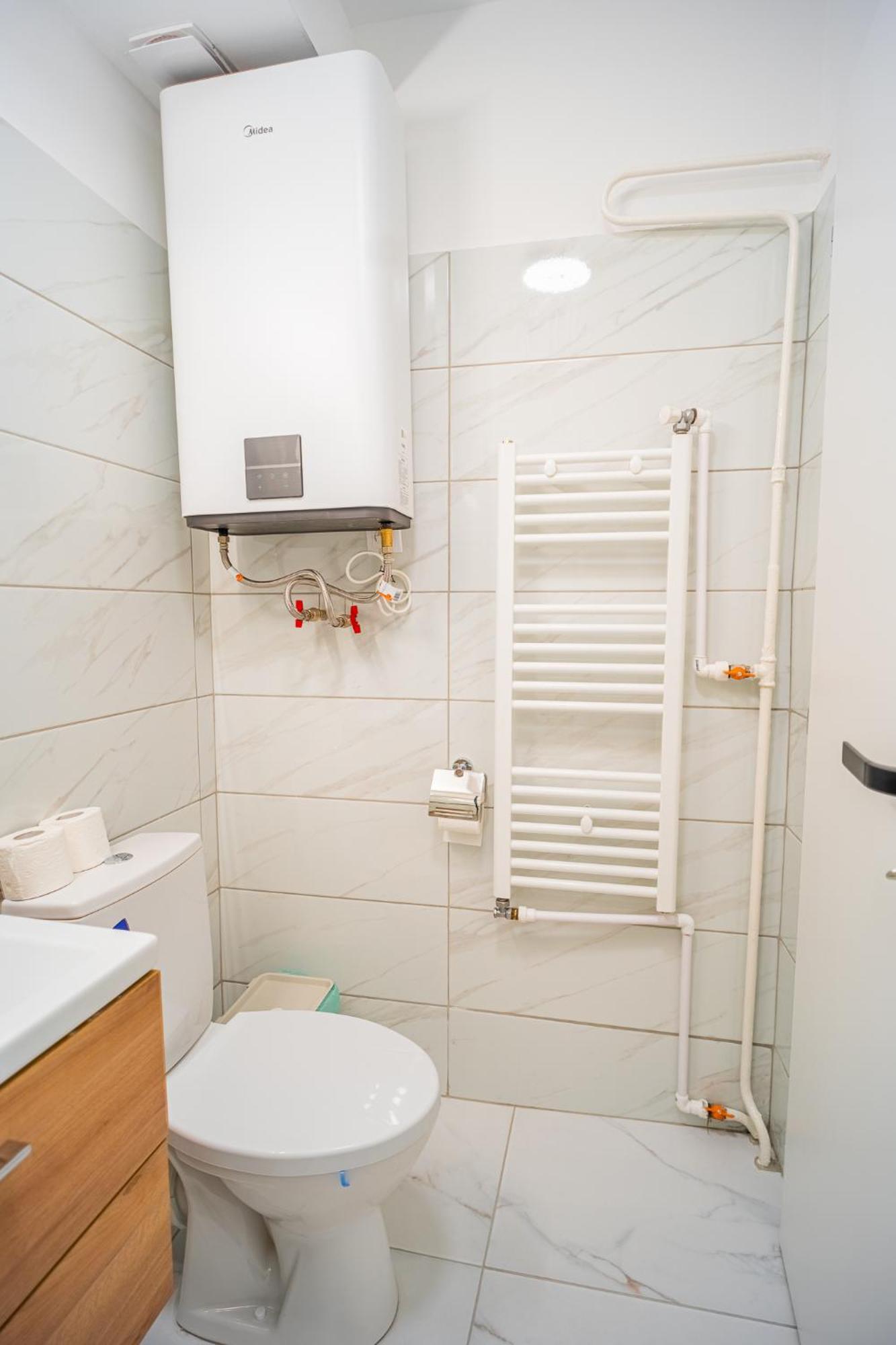 Spacious Newly Renovated 2Br Apartments With Balcony Bukareszt Zewnętrze zdjęcie